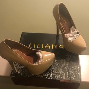 Liliana Women’s maniac nude pump